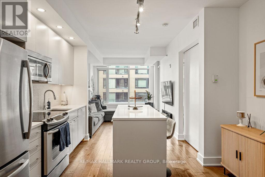 308 - 108 Richmond Road, Ottawa, Ontario  K1Z 0B3 - Photo 3 - X12779168