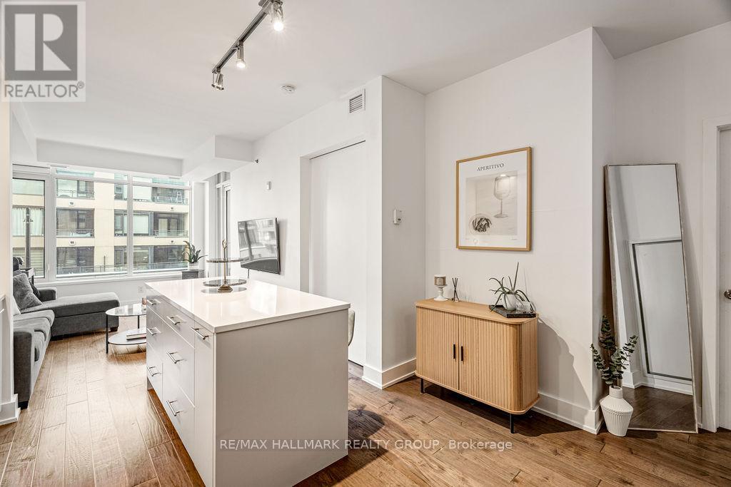 308 - 108 Richmond Road, Ottawa, Ontario  K1Z 0B3 - Photo 4 - X12779168