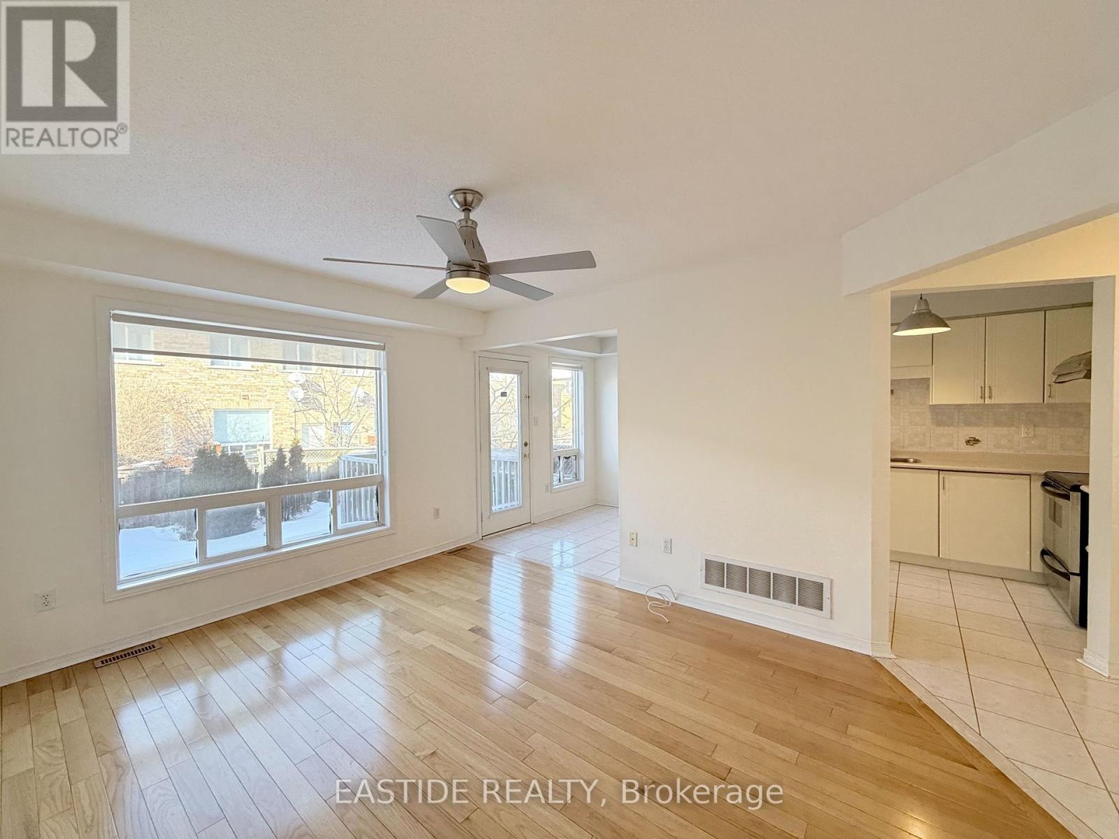 24 Revelstoke Crescent, Richmond Hill, Ontario  L4B 4T2 - Photo 13 - N12769030