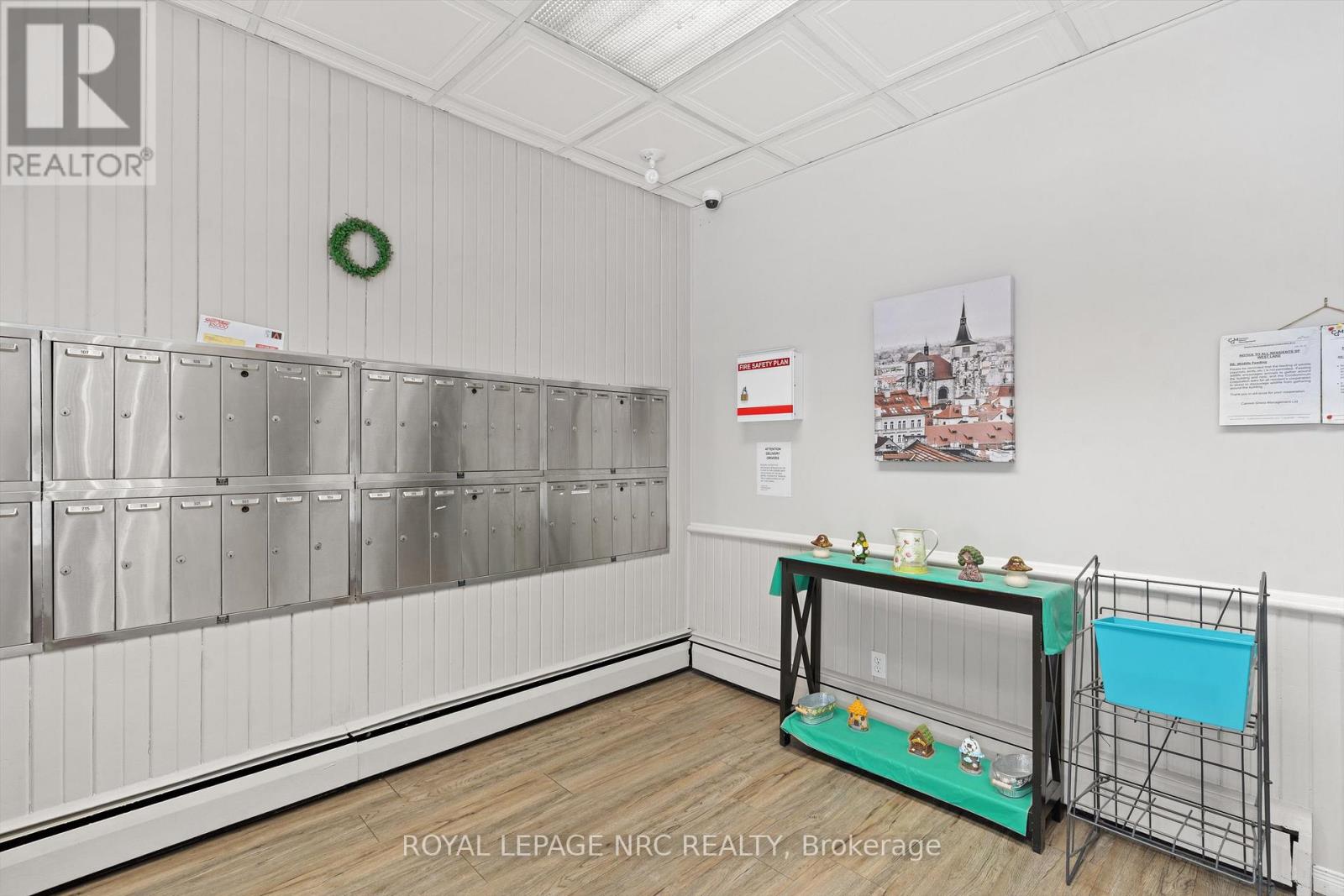 111 - 6 Westlake Lane, St. Catharines, Ontario  L2N 5S3 - Photo 5 - X12778978