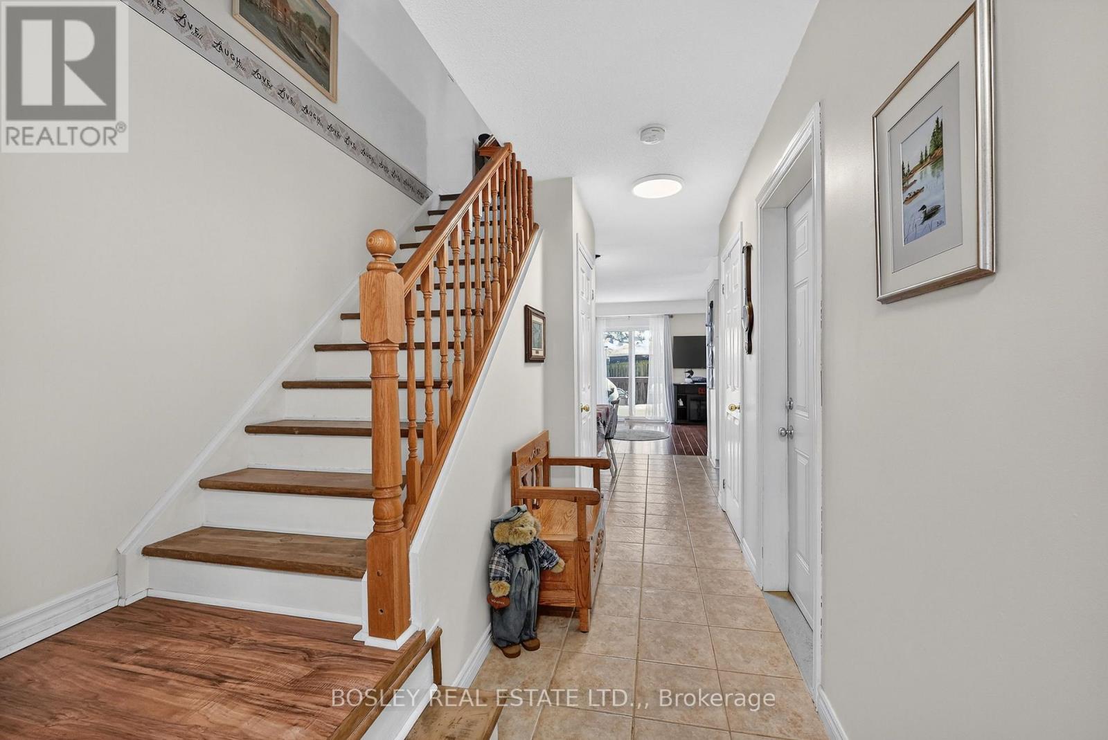 10 - 6263 Valley Way, Niagara Falls (Morrison), Ontario  L2E 0A1 - Photo 3 - X12779178