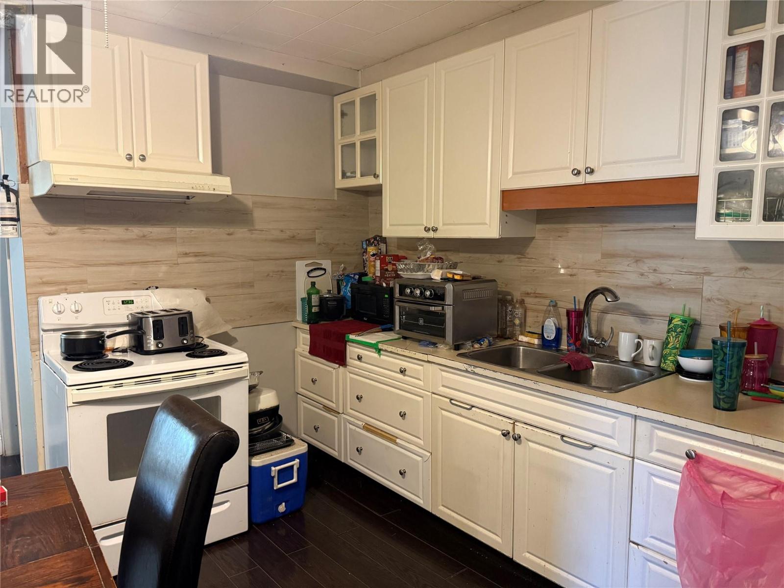 954 Glover Road, Trail, British Columbia V1R 3J9 - Photo 31 - 10375645