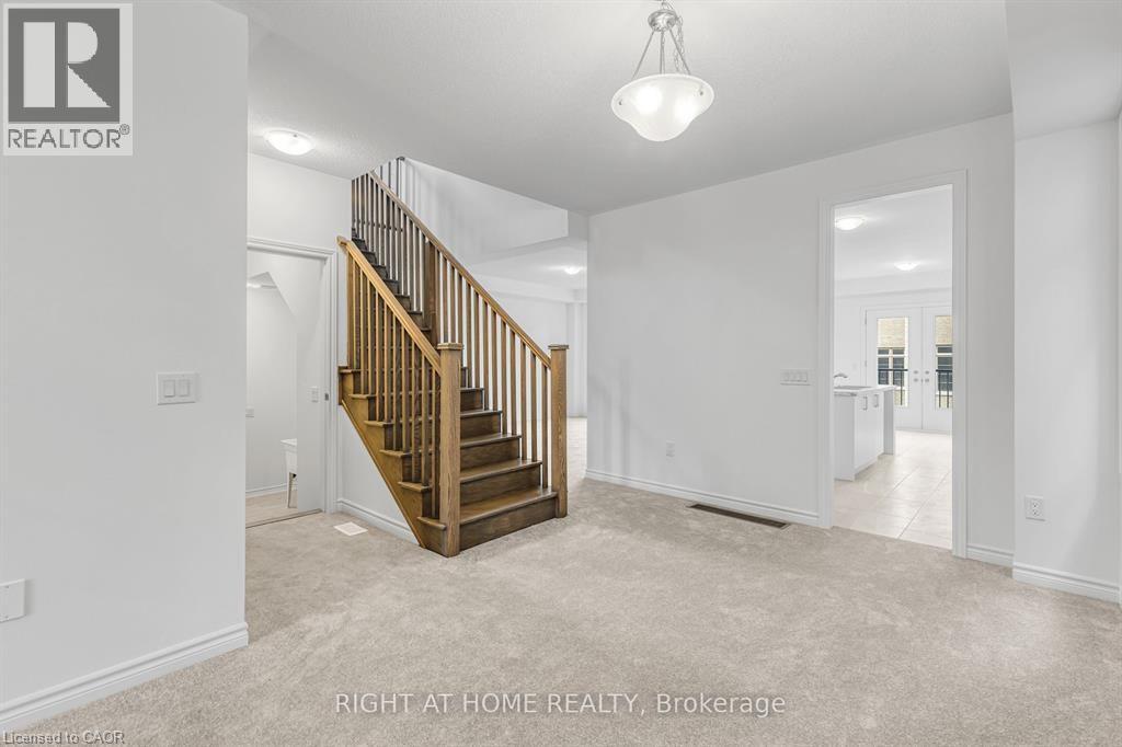 8 Daisy Street, Midhurst, Ontario  L9X 2C5 - Photo 10 - 40804523