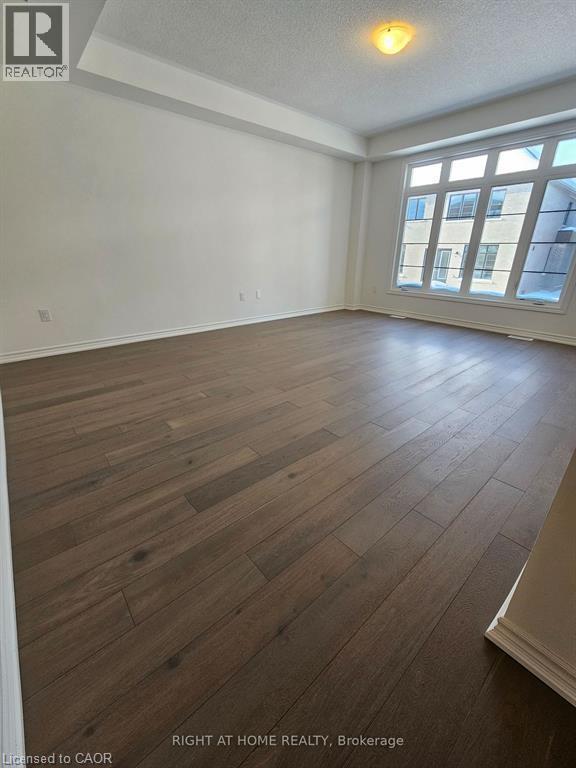 8 Daisy Street, Midhurst, Ontario  L9X 2C5 - Photo 14 - 40804523