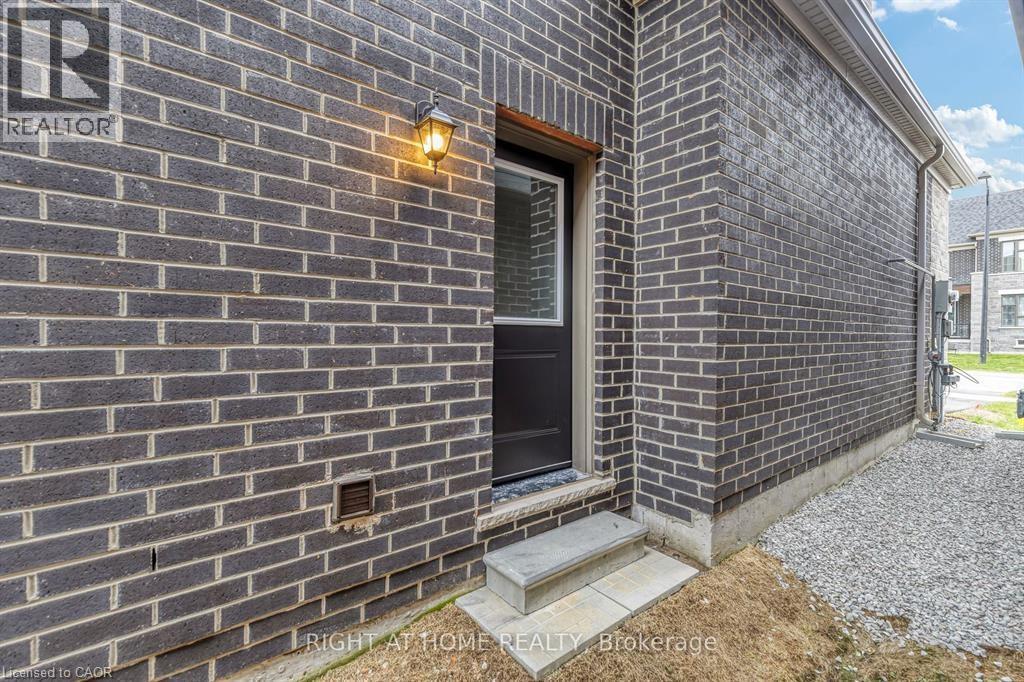 8 Daisy Street, Midhurst, Ontario  L9X 2C5 - Photo 25 - 40804523