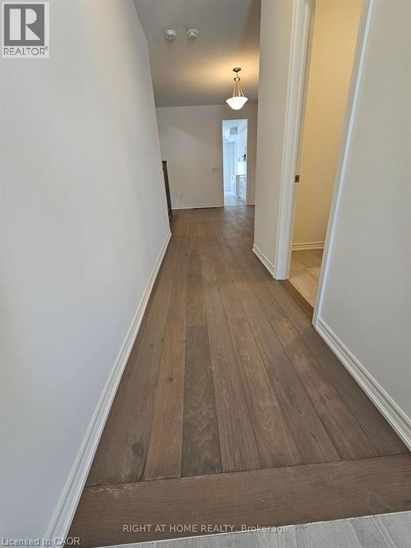 8 Daisy Street, Midhurst, Ontario  L9X 2C5 - Photo 3 - 40804523