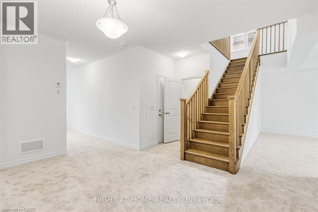 8 Daisy Street, Midhurst, Ontario  L9X 2C5 - Photo 7 - 40804523