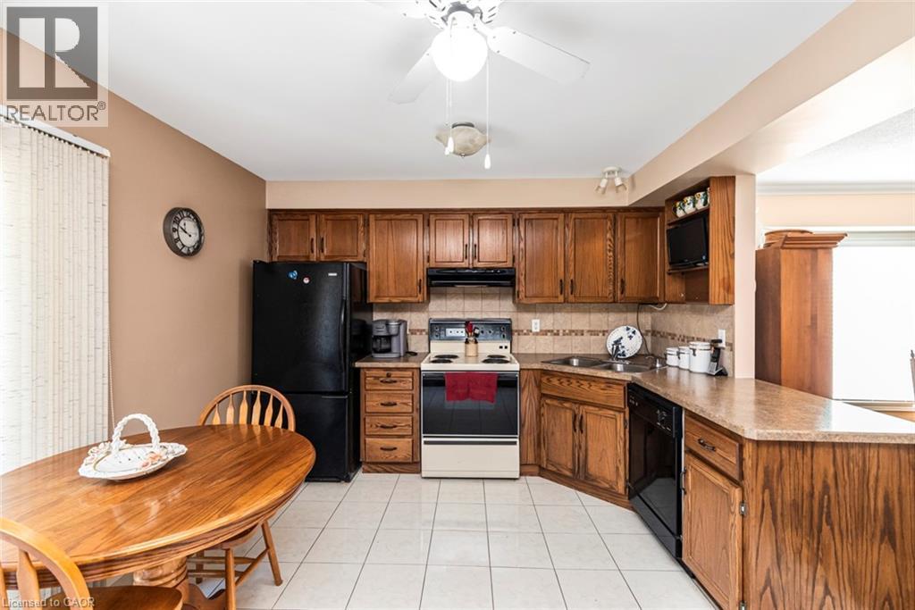 10 Wentworth Drive Unit# 36, Grimsby, Ontario  L3M 5G3 - Photo 12 - 40804087