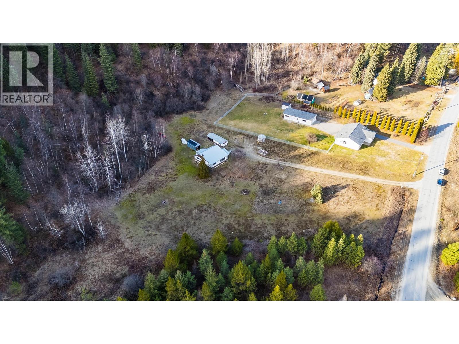 890 China Creek Road, Genelle, British Columbia  V0G 1G0 - Photo 40 - 10375358