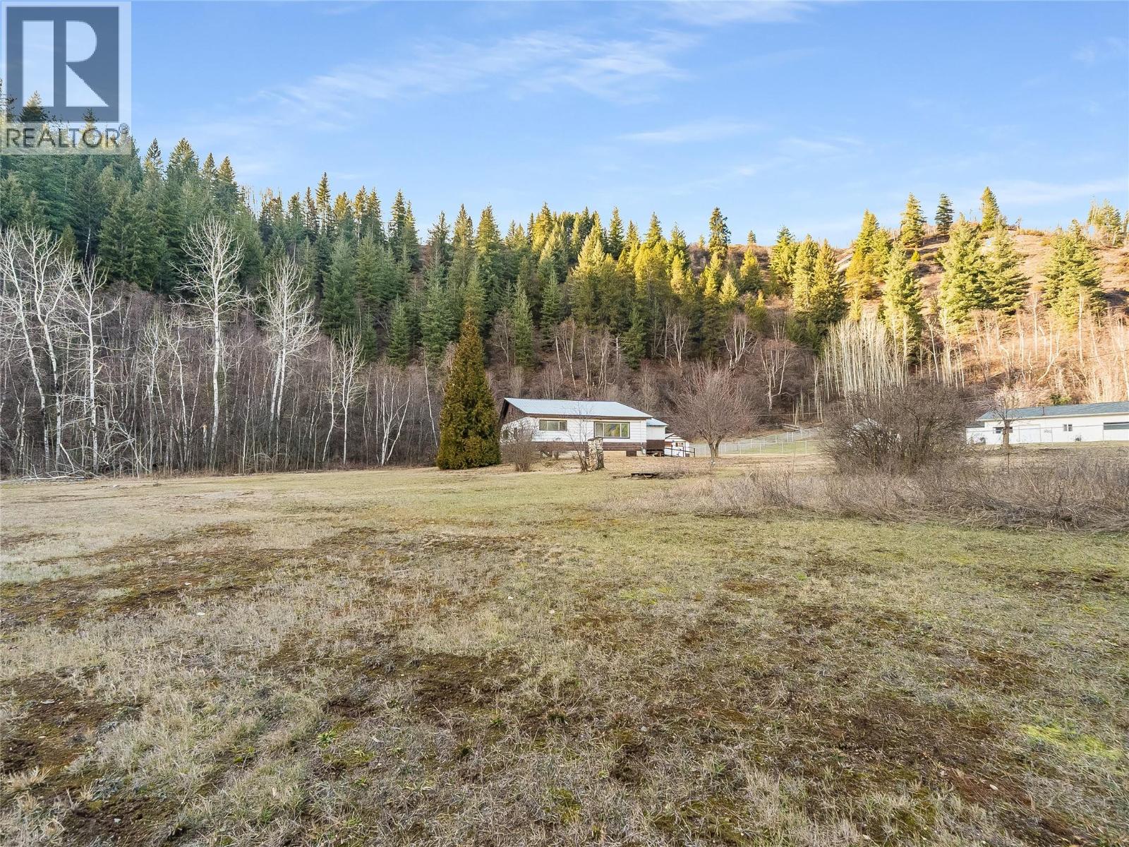 890 China Creek Road, Genelle, British Columbia  V0G 1G0 - Photo 7 - 10375358