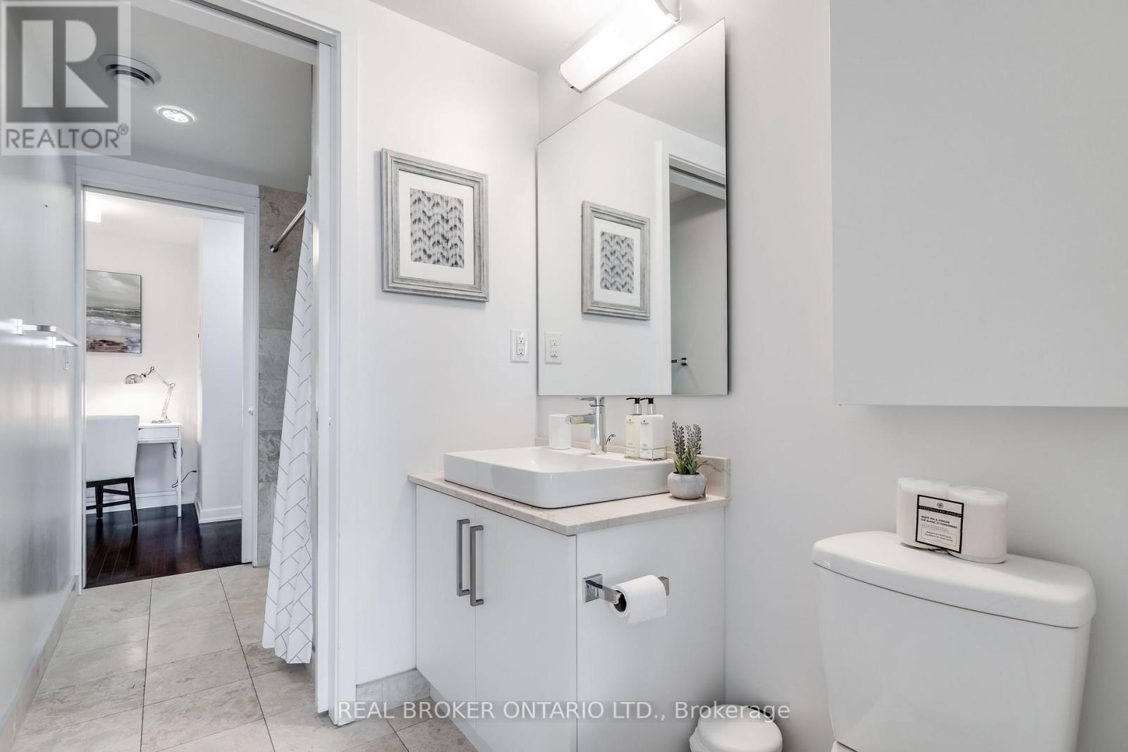 4810 - 12 York Street, Toronto, Ontario  M5J 0A9 - Photo 16 - C12778890