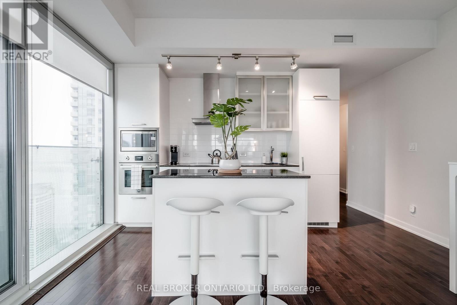 4810 - 12 York Street, Toronto, Ontario  M5J 0A9 - Photo 5 - C12778890