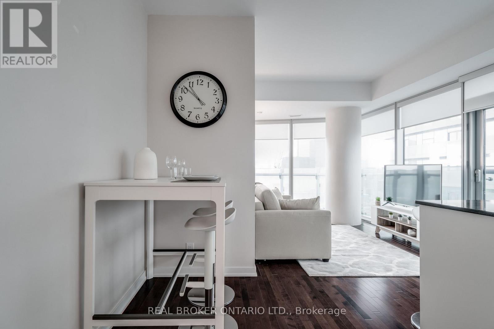 4810 - 12 York Street, Toronto, Ontario  M5J 0A9 - Photo 6 - C12778890