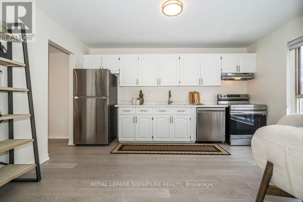 16 Corvus Starway, Toronto, Ontario  M2J 1P2 - Photo 7 - C12779106