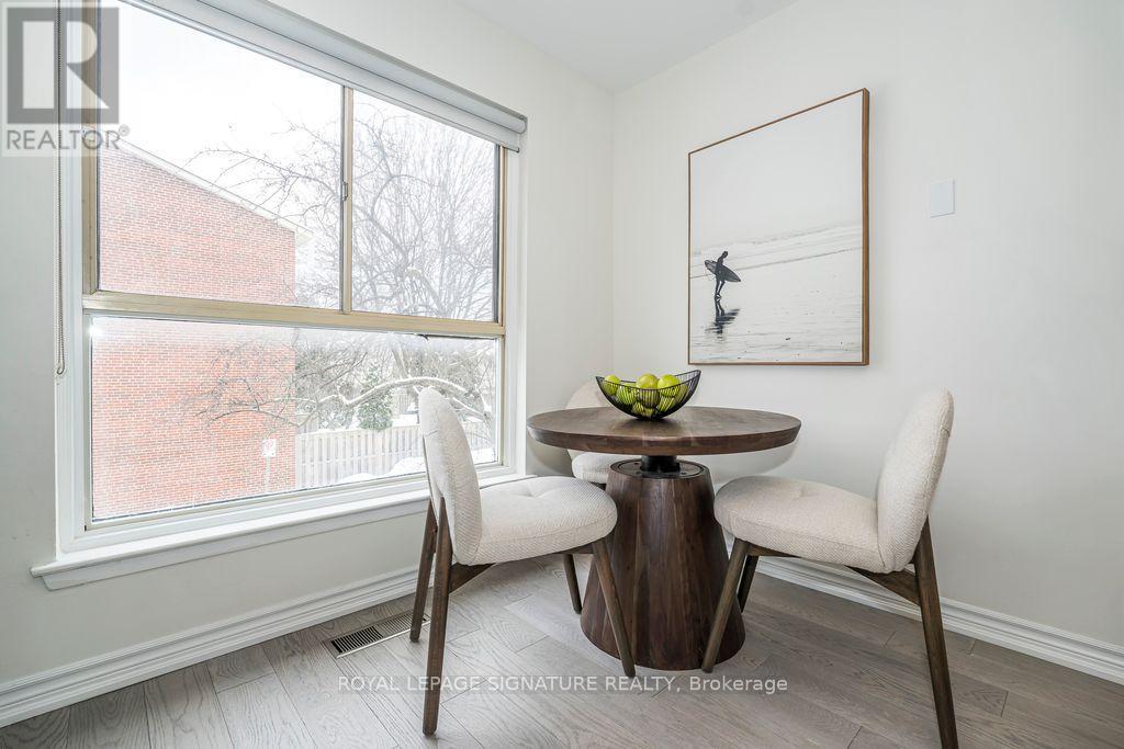 16 Corvus Starway, Toronto, Ontario  M2J 1P2 - Photo 9 - C12779106