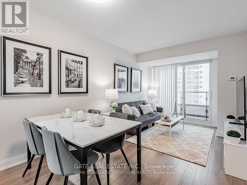 808 - 18 Graydon Hall Drive, Toronto, Ontario  M3A 0A4 - Photo 7 - C12779164