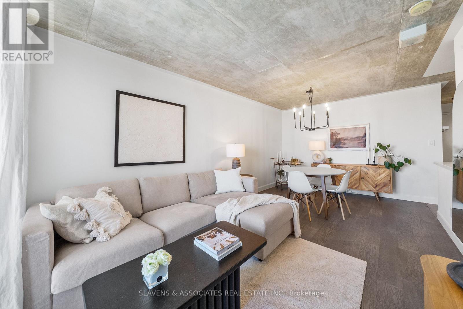 1402 - 1369 Bloor Street W, Toronto, Ontario  M6P 4J4 - Photo 5 - C12779172