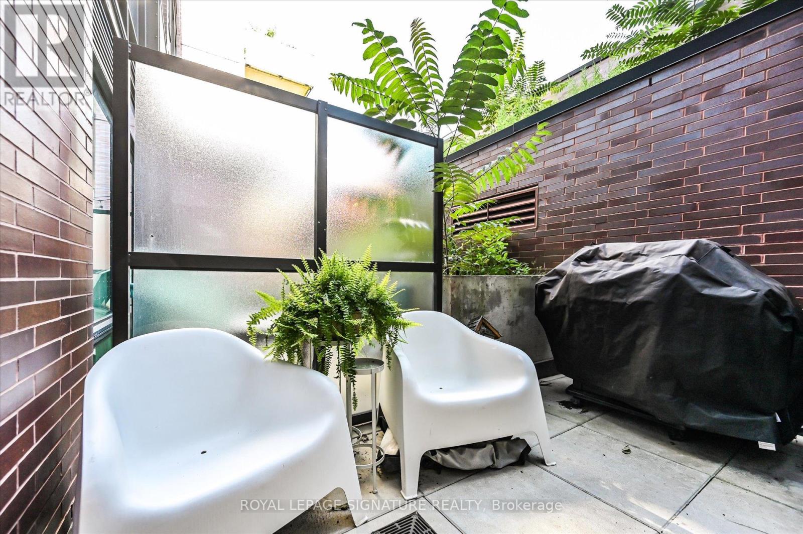 207 - 246 Logan Avenue, Toronto, Ontario  M4M 0E9 - Photo 23 - E12778904