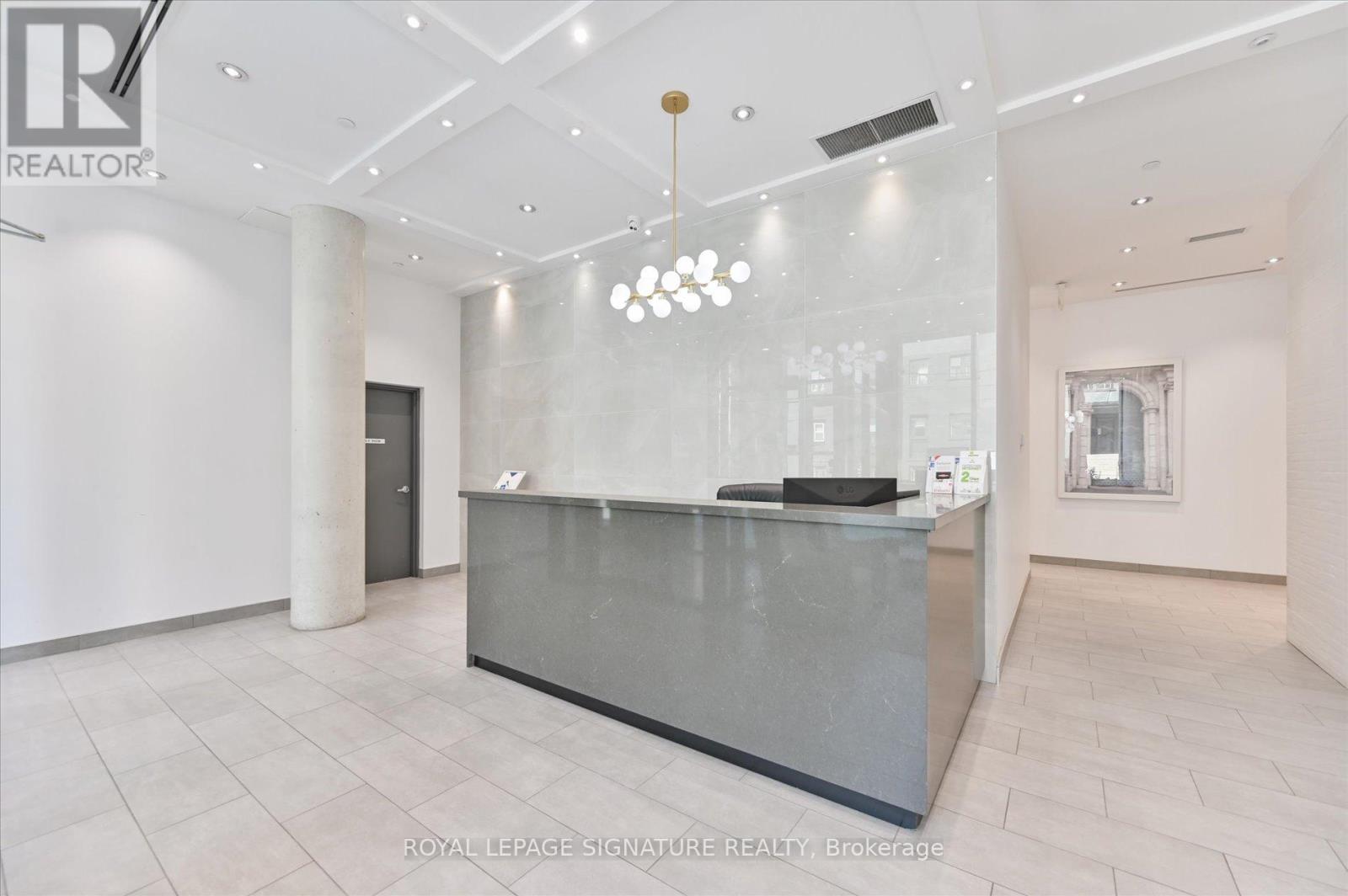 207 - 246 Logan Avenue, Toronto, Ontario  M4M 0E9 - Photo 5 - E12778904