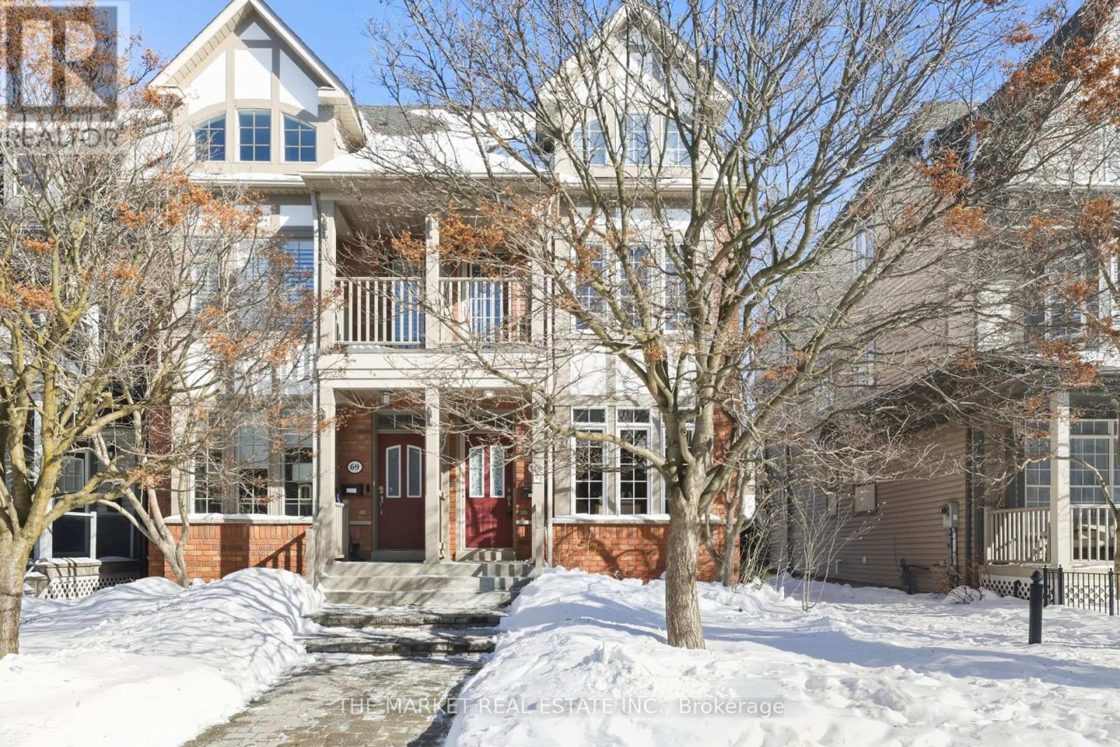 67 Winners Circle, Toronto, Ontario  M4L 3Y7 - Photo 1 - E12779024