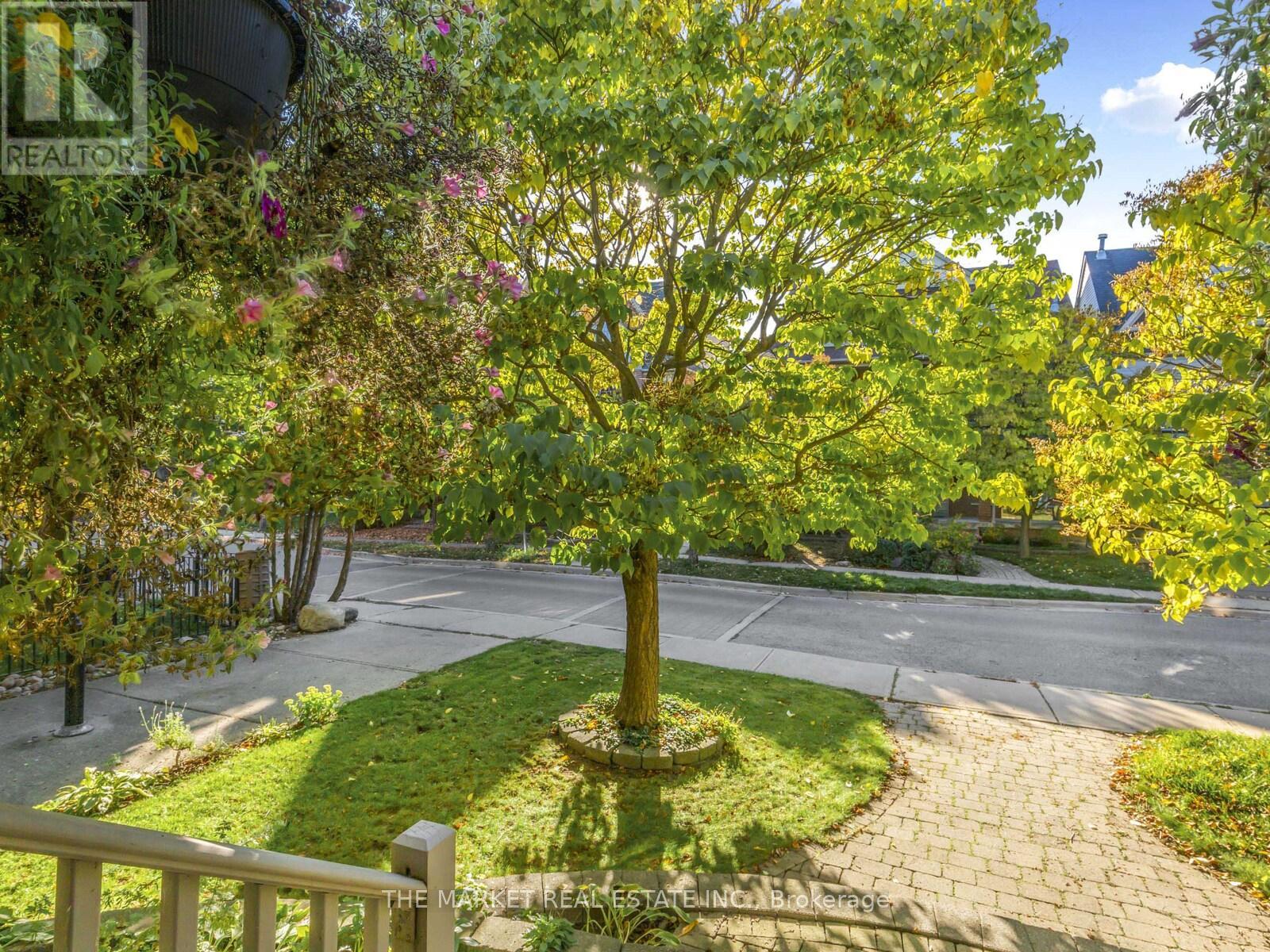 67 Winners Circle, Toronto, Ontario  M4L 3Y7 - Photo 47 - E12779024