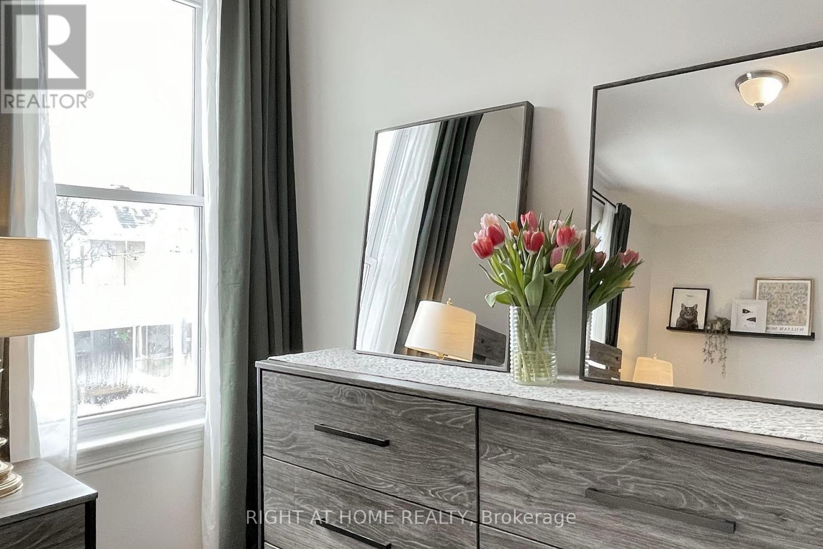 113 Logan Avenue, Toronto, Ontario  M4M 2M9 - Photo 18 - E12779032