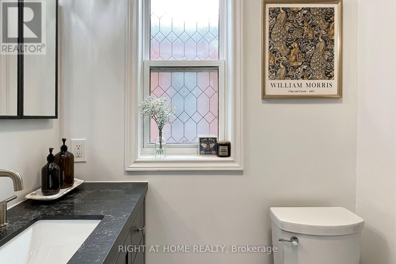 113 Logan Avenue, Toronto, Ontario  M4M 2M9 - Photo 20 - E12779032