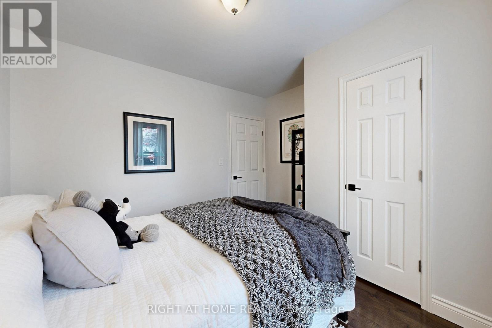 113 Logan Avenue, Toronto, Ontario  M4M 2M9 - Photo 24 - E12779032