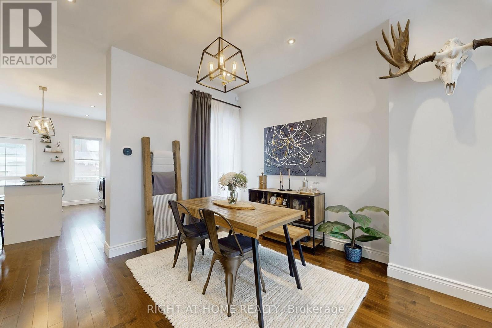 113 Logan Avenue, Toronto, Ontario  M4M 2M9 - Photo 9 - E12779032