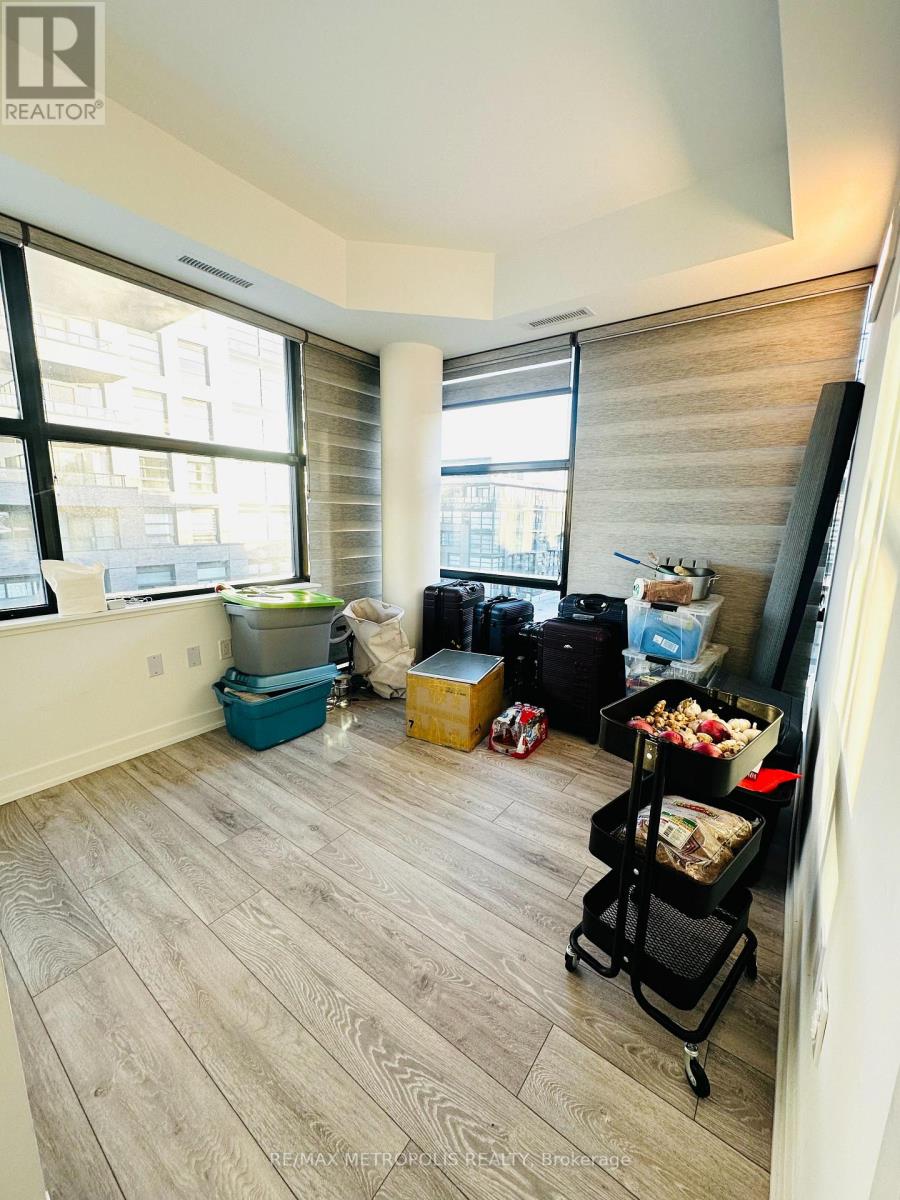 450 F - 1608 Charles Street, Whitby (Port Whitby), Ontario  L1N 1B9 - Photo 2 - E12779058