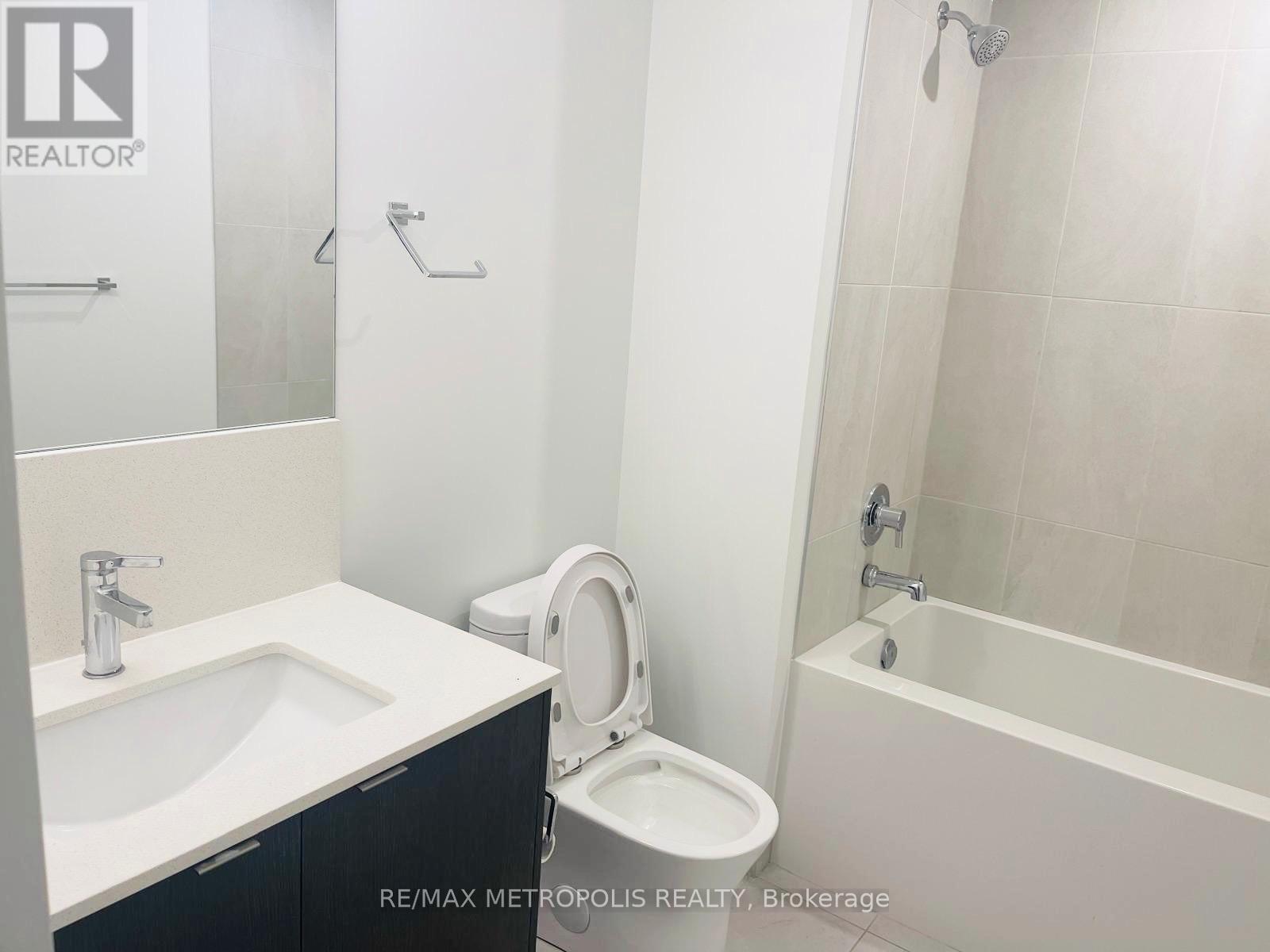 450 F - 1608 Charles Street, Whitby (Port Whitby), Ontario  L1N 1B9 - Photo 21 - E12779058