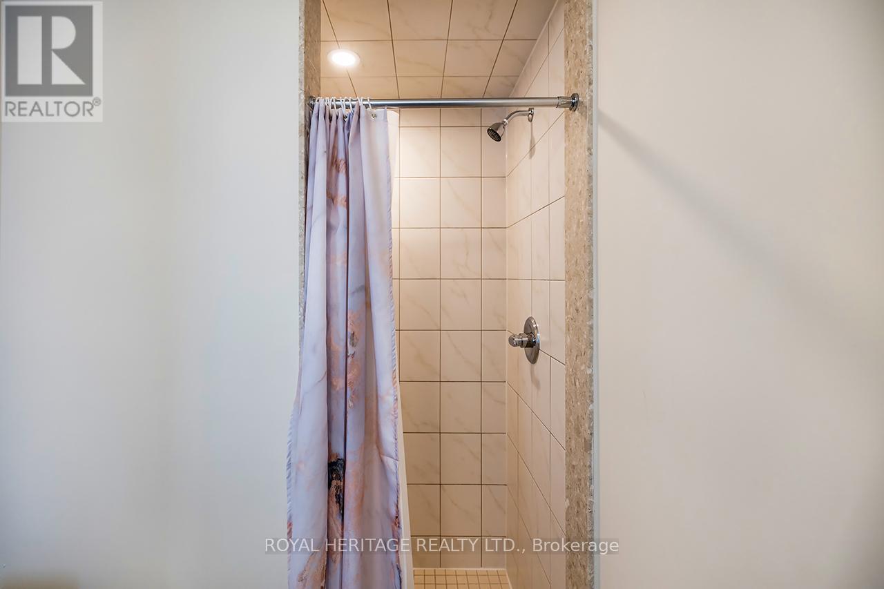 5 Loana Lane, Clarington (Bowmanville), Ontario  L1C 7G9 - Photo 21 - E12779070