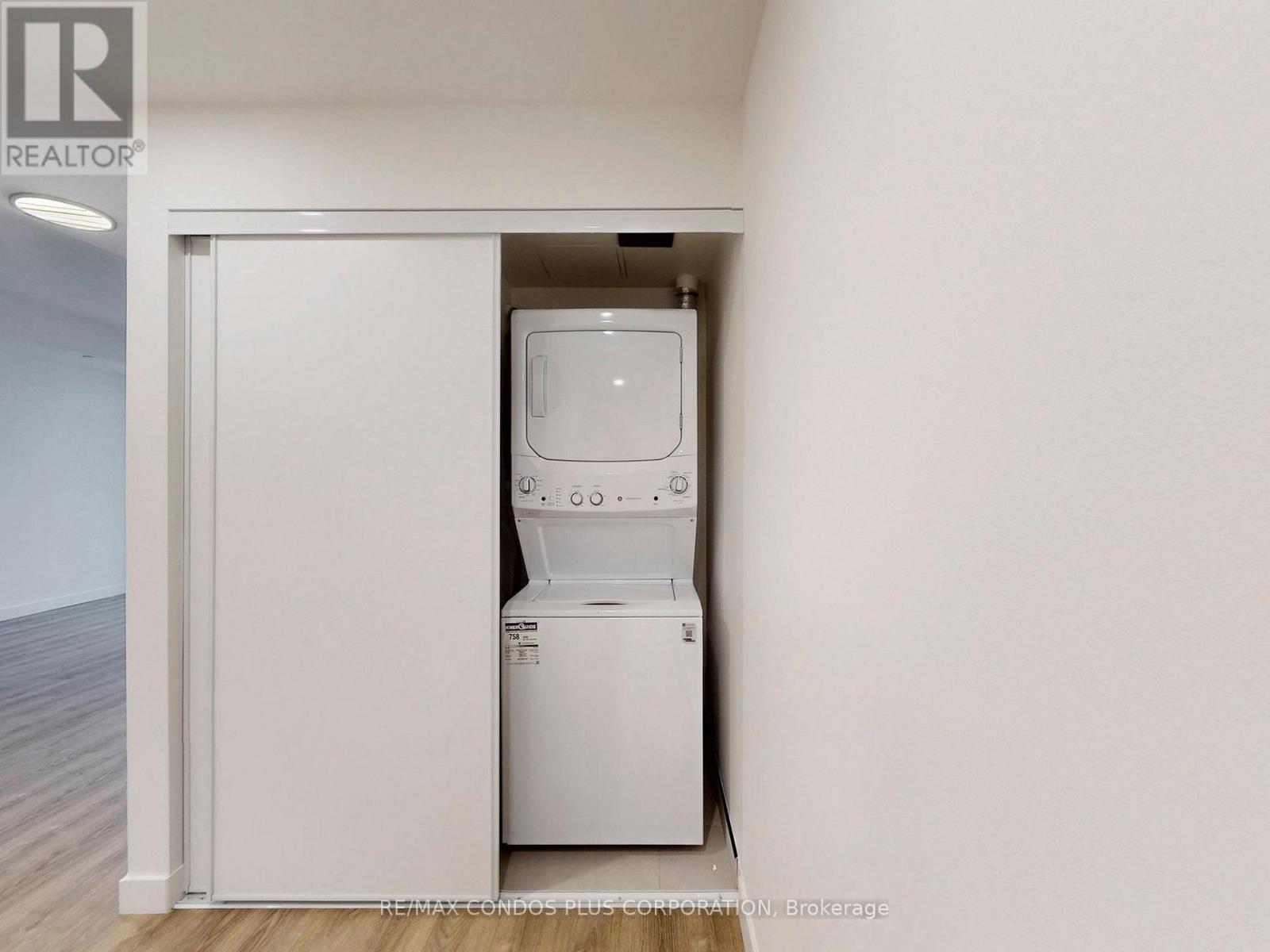 1413 - 1050 Eastern Avenue, Toronto, Ontario  M4L 0B7 - Photo 36 - E12779086