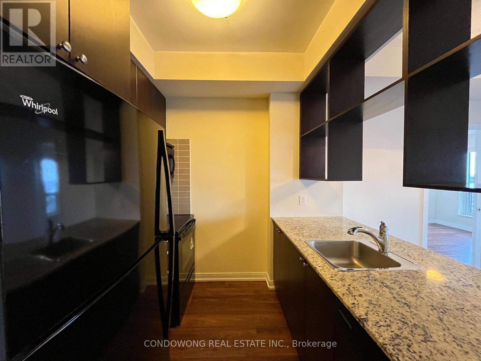 2221 - 181 Village Green Square, Toronto, Ontario  M1S 0K6 - Photo 2 - E12779156