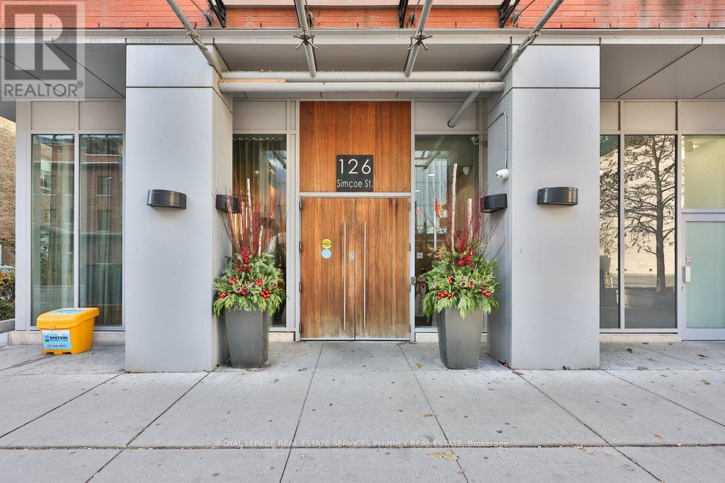 705 - 126 Simcoe Street, Toronto, Ontario  M5H 4E6 - Photo 12 - C12582296