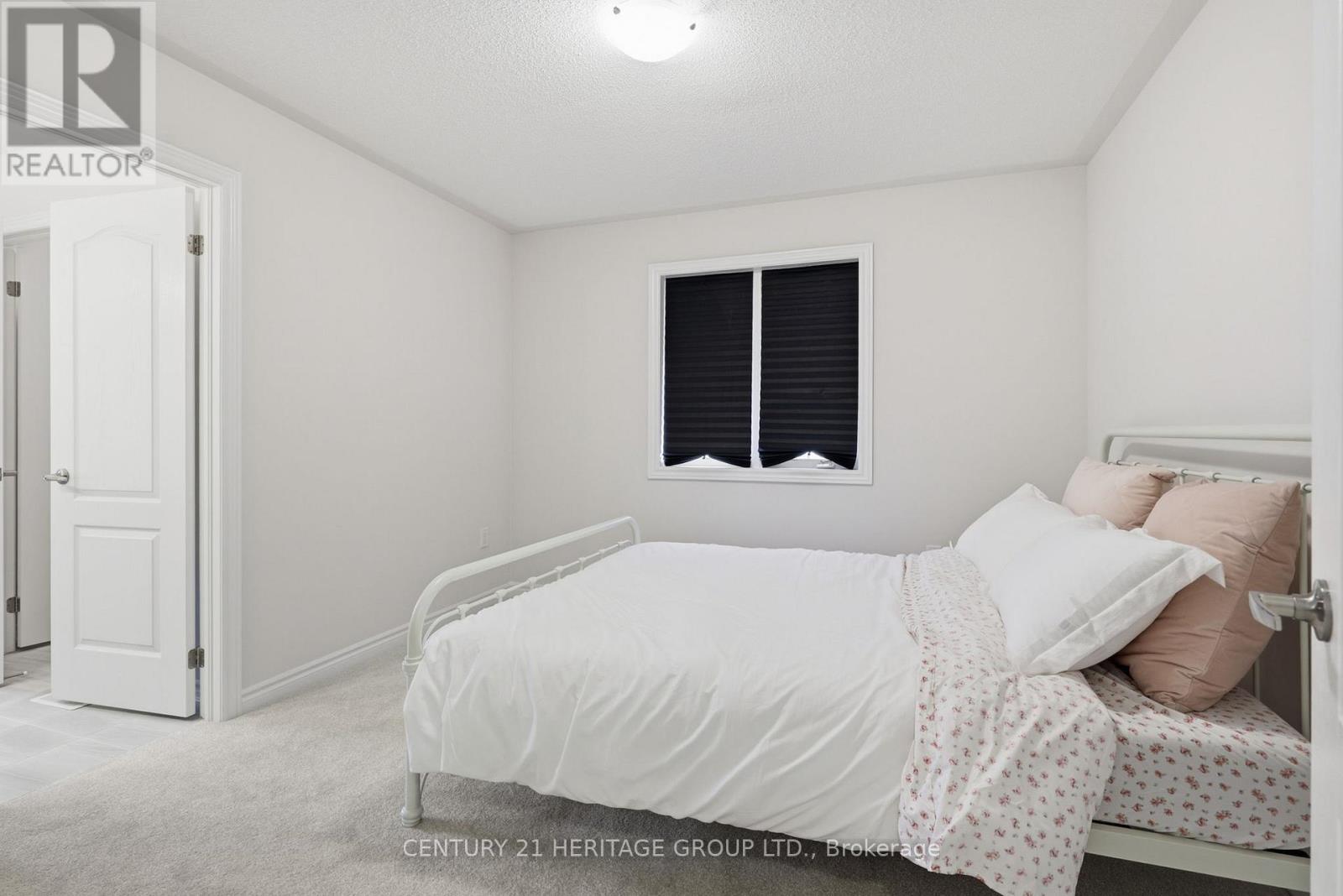 8 Scotia Road, Georgina, Ontario  L0E 1R0 - Photo 18 - N12771530