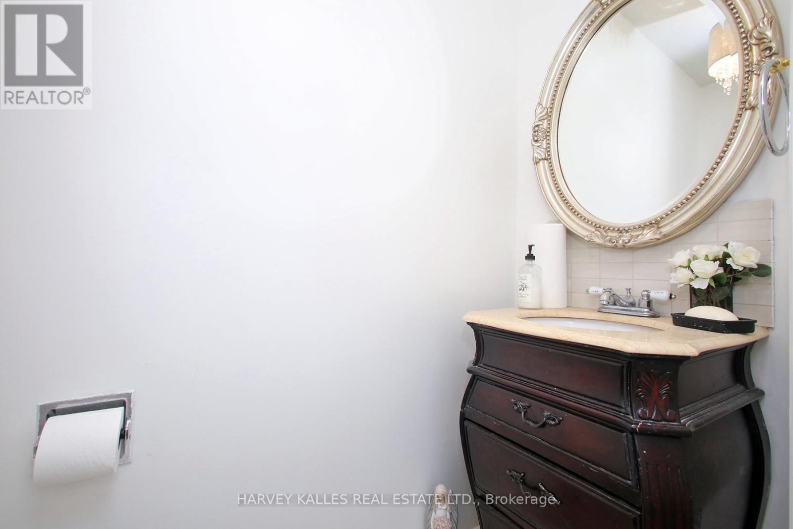 161 Romfield Circuit, Markham, Ontario  L3T 3H7 - Photo 29 - N12778892