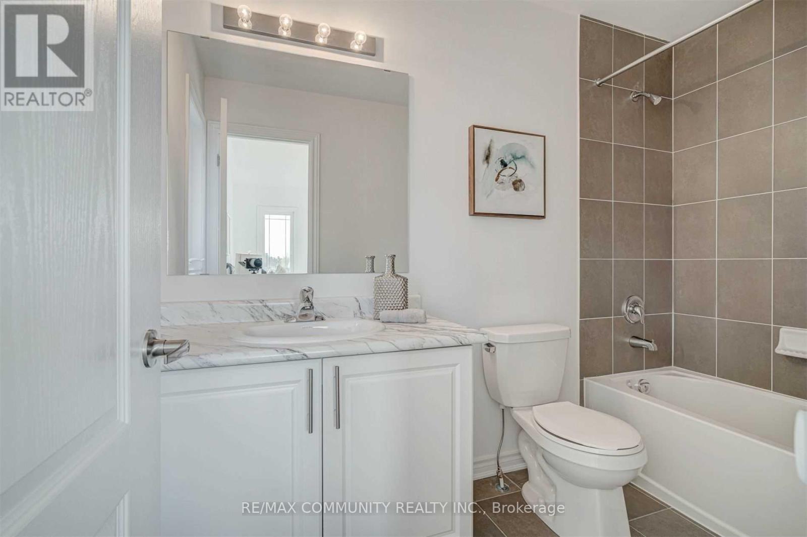 3 Butcher Street, Brock (Beaverton), Ontario  L0K 1A0 - Photo 29 - N12778900