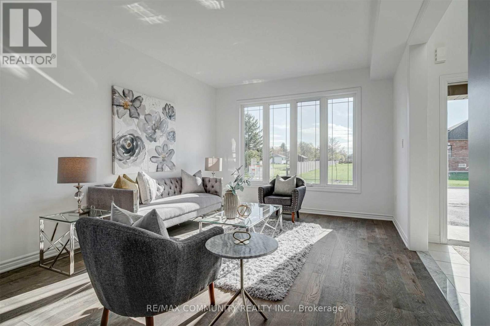 3 Butcher Street, Brock (Beaverton), Ontario  L0K 1A0 - Photo 4 - N12778900