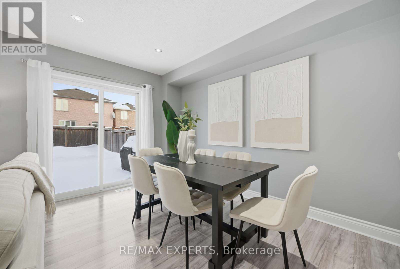 43 Carter Street, Bradford West Gwillimbury, Ontario  L3Z 0C1 - Photo 13 - N12778922