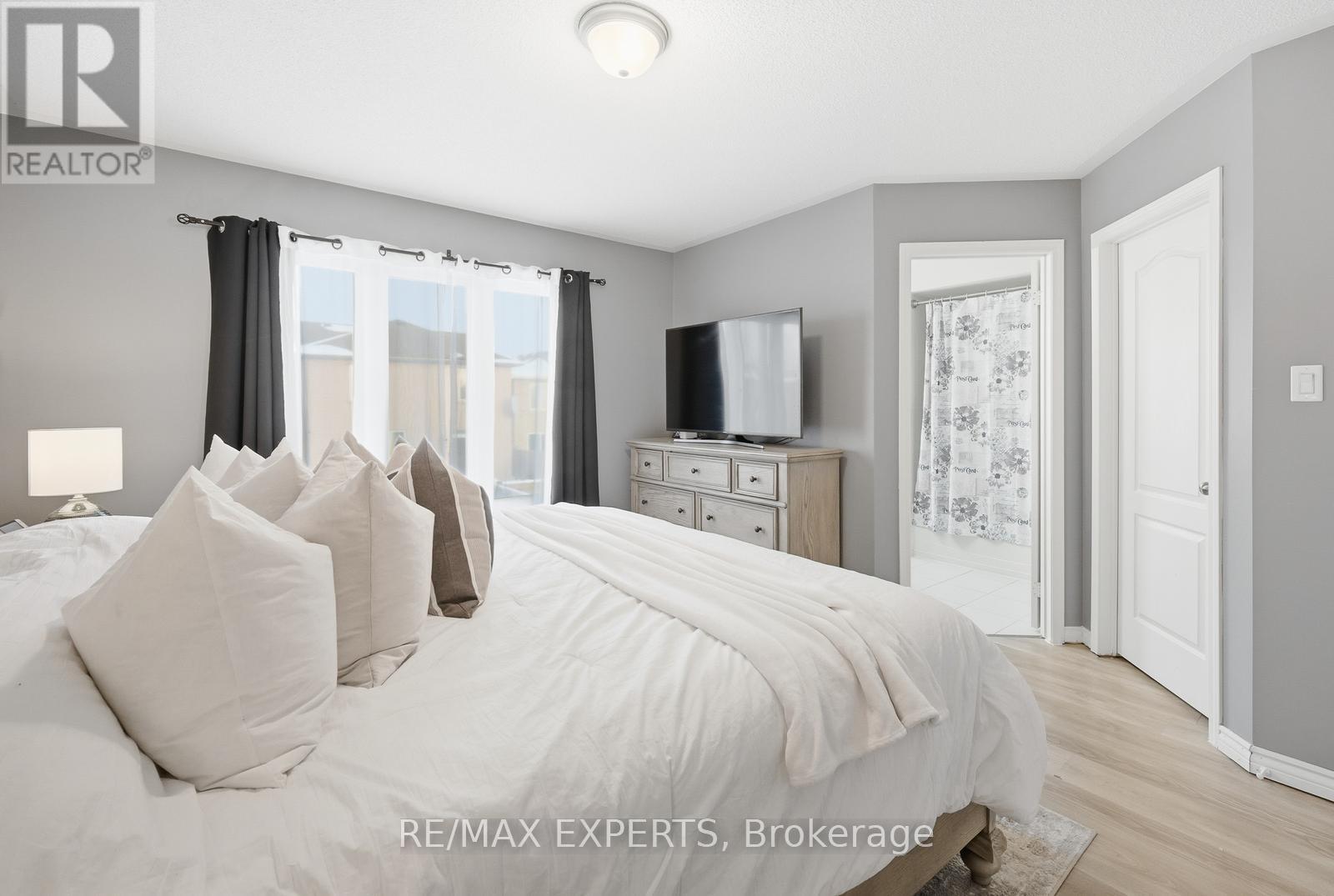 43 Carter Street, Bradford West Gwillimbury, Ontario  L3Z 0C1 - Photo 21 - N12778922