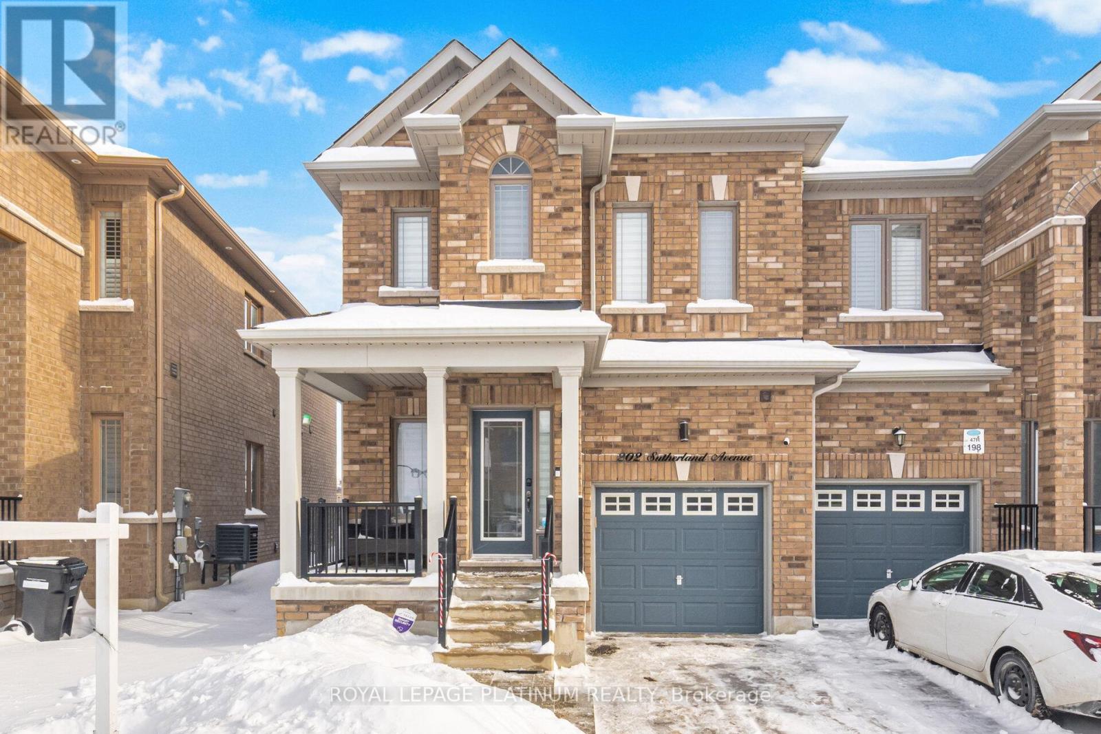 202 Sutherland Avenue, Bradford West Gwillimbury, Ontario  L3Z 4H7 - Photo 1 - N12778926