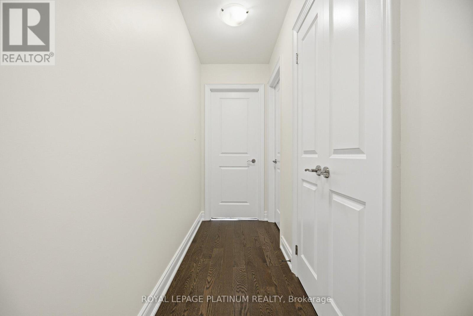 202 Sutherland Avenue, Bradford West Gwillimbury, Ontario  L3Z 4H7 - Photo 25 - N12778926