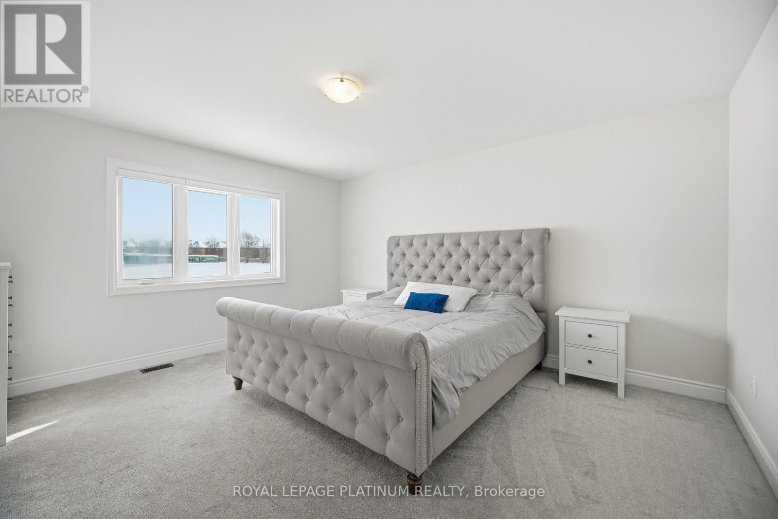 202 Sutherland Avenue, Bradford West Gwillimbury, Ontario  L3Z 4H7 - Photo 27 - N12778926