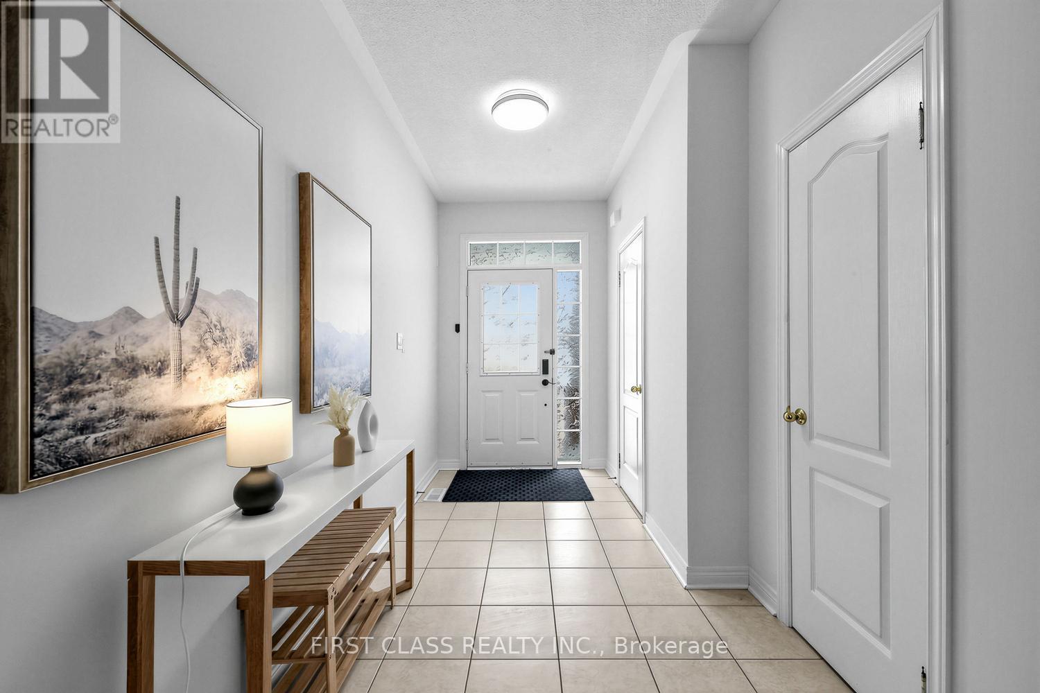 36 - 8 Townwood Drive, Richmond Hill, Ontario  L4E 4Y3 - Photo 5 - N12778968