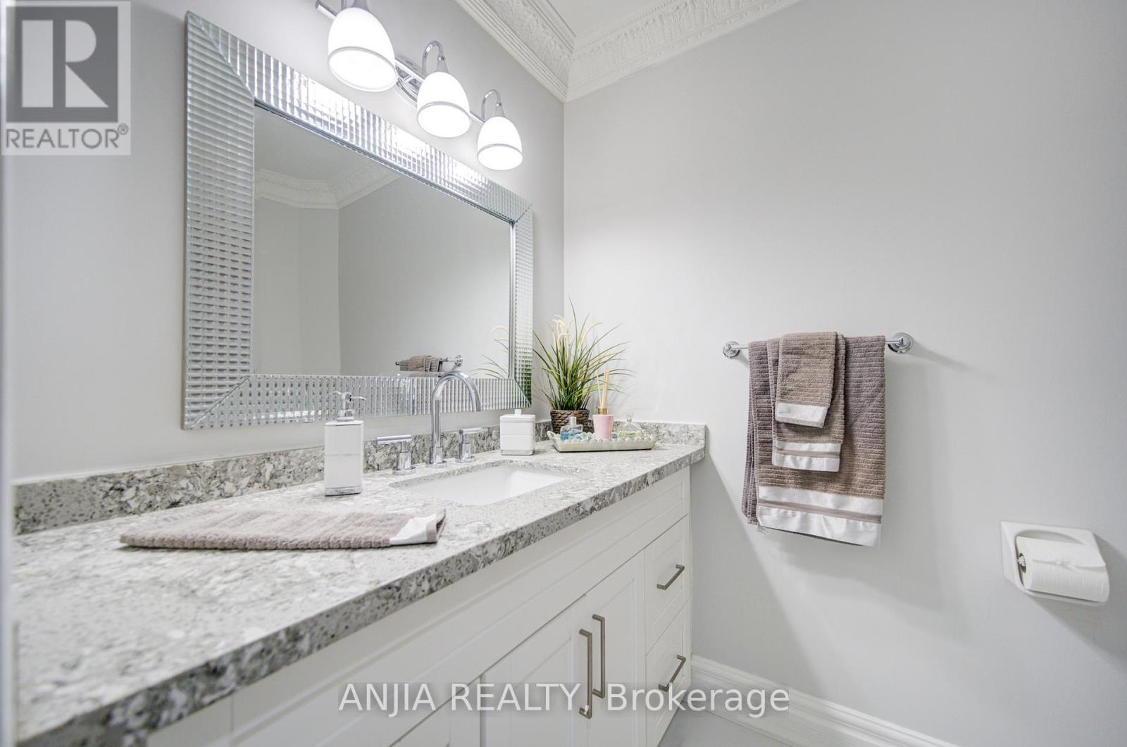 145 Beckenridge Drive, Markham, Ontario  L3S 2T9 - Photo 17 - N12779078