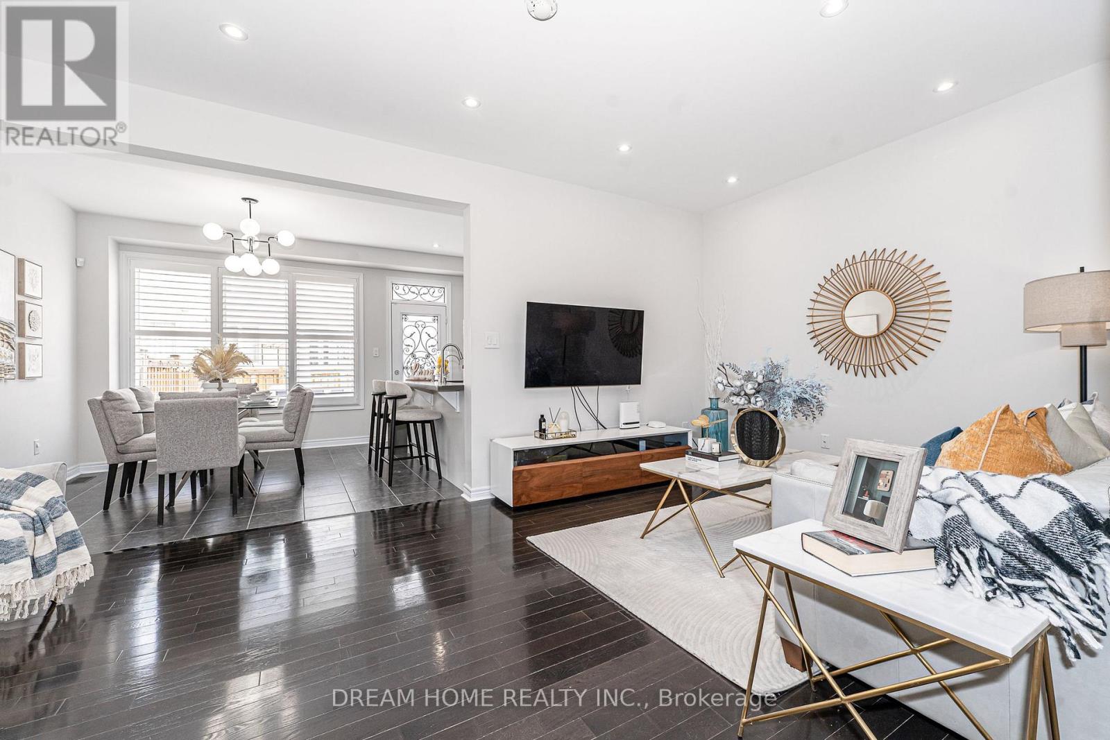 11 Homer Crescent, Aurora, Ontario  L4G 1B7 - Photo 10 - N12779098