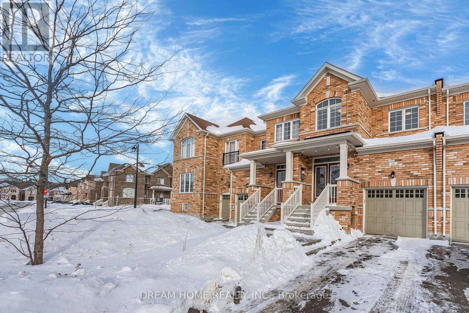 11 Homer Crescent, Aurora, Ontario  L4G 1B7 - Photo 2 - N12779098