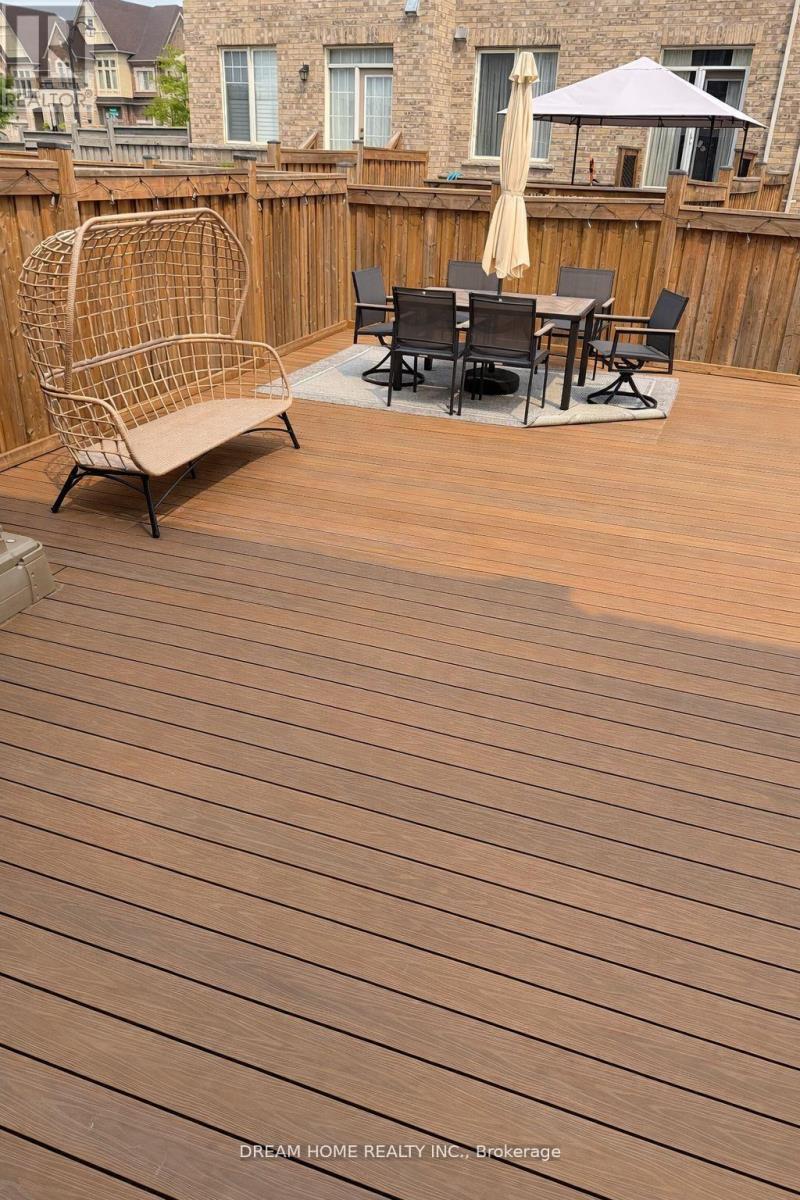 11 Homer Crescent, Aurora, Ontario  L4G 1B7 - Photo 40 - N12779098