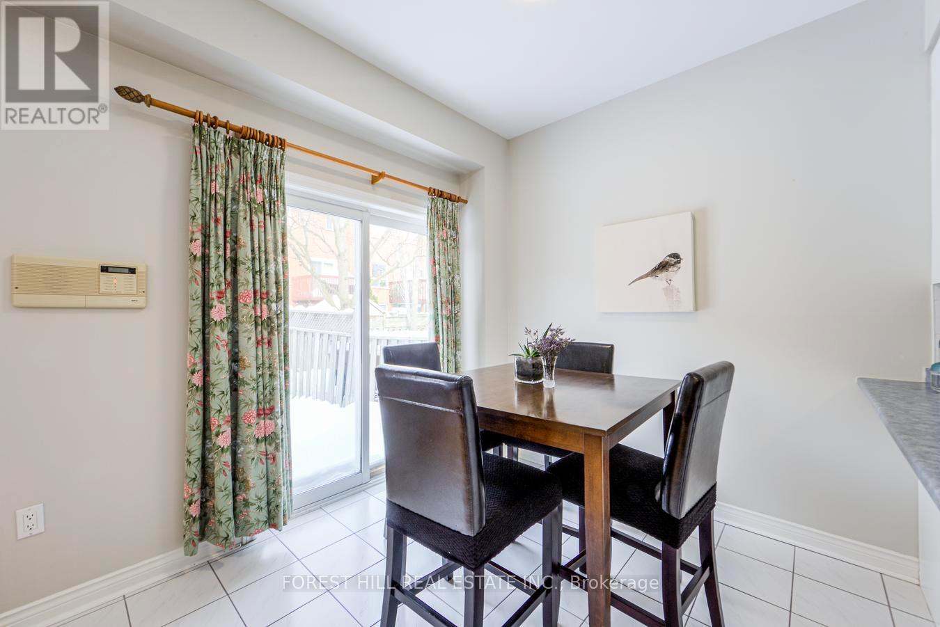 38 Thornbush Court, Richmond Hill, Ontario  L4S 1Z7 - Photo 14 - N12779140